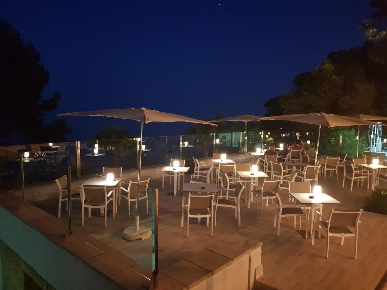 Camping Estival Torre De La Mora 타마리트 외부 사진