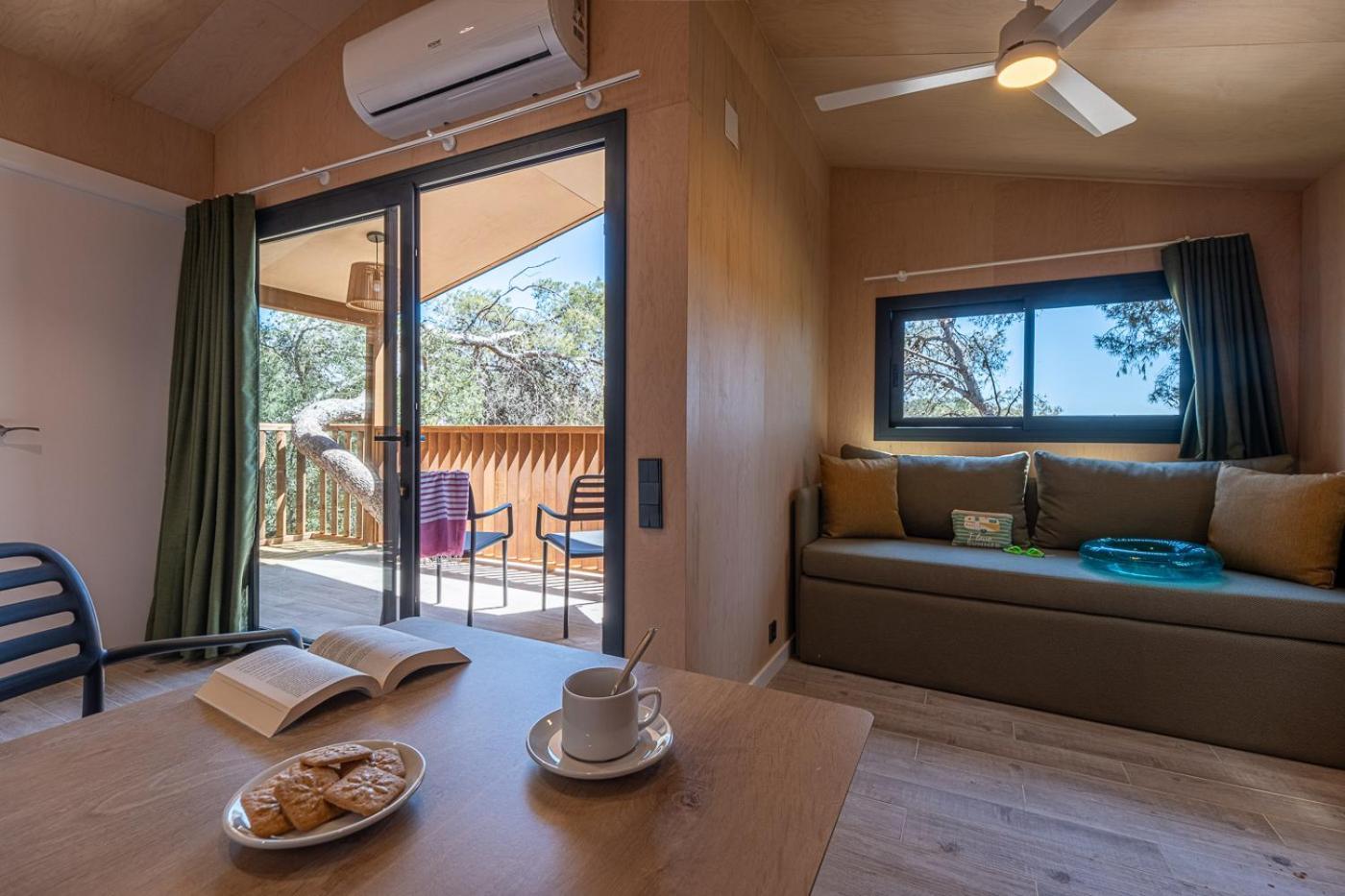 Camping Estival Torre De La Mora 타마리트 외부 사진