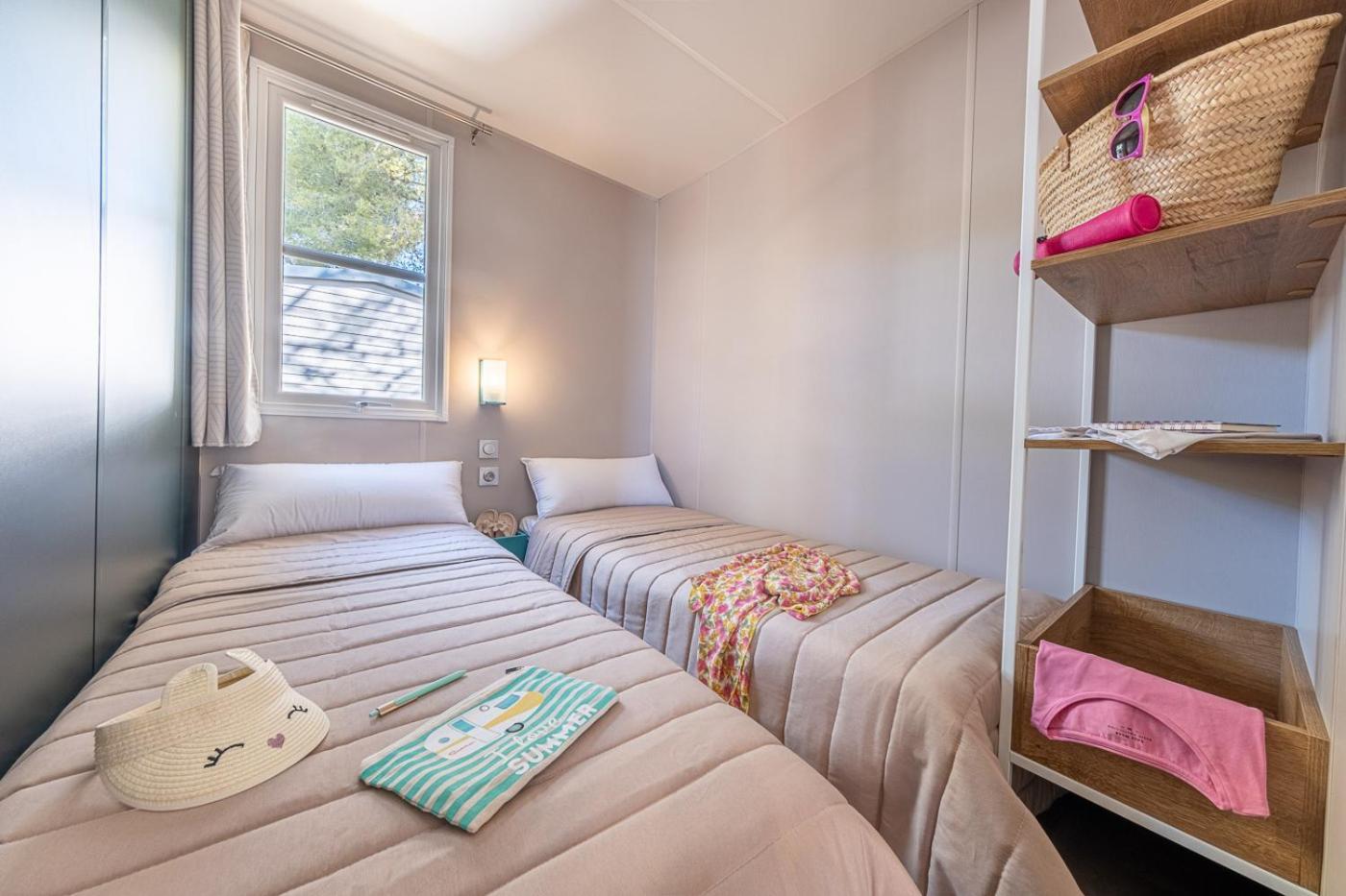 Camping Estival Torre De La Mora 타마리트 외부 사진